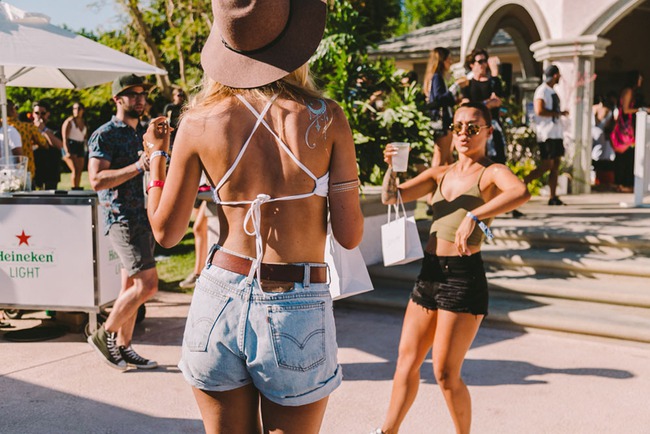 Tiệc bể bơi Coachella - Nơi có những cô nàng sexy nhất thế giới! - Ảnh 13.