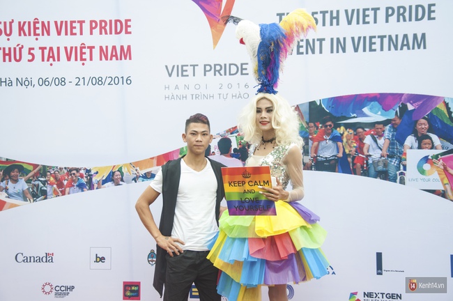 Cộng đồng LGBT Hà Nội tưng bừng đạp xe diễu hành trong ngày hội Viet Pride - Ảnh 11.