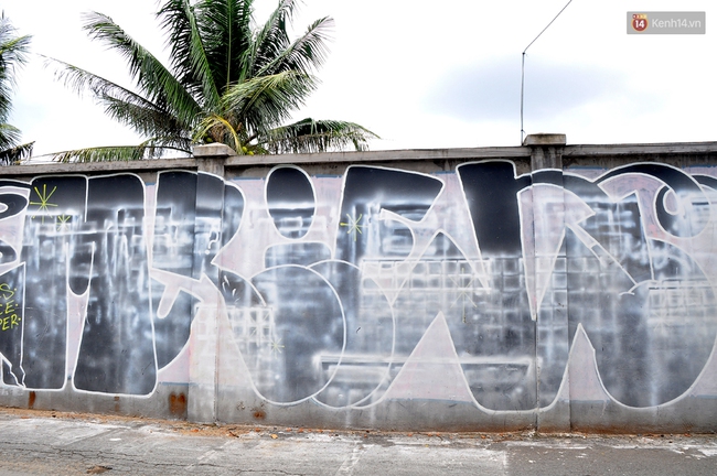 Con hẻm Graffiti vui mắt ở Sài Gòn - Ảnh 3.