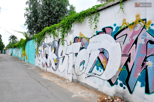 Con hẻm Graffiti vui mắt ở Sài Gòn - Ảnh 4.
