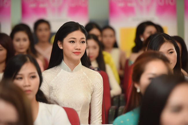 Em gái Á hậu Hoàn vũ Ngô Trà My lọt top 32 thí sinh xuất sắc nhất HHVN 2016 phía Bắc - Ảnh 1.