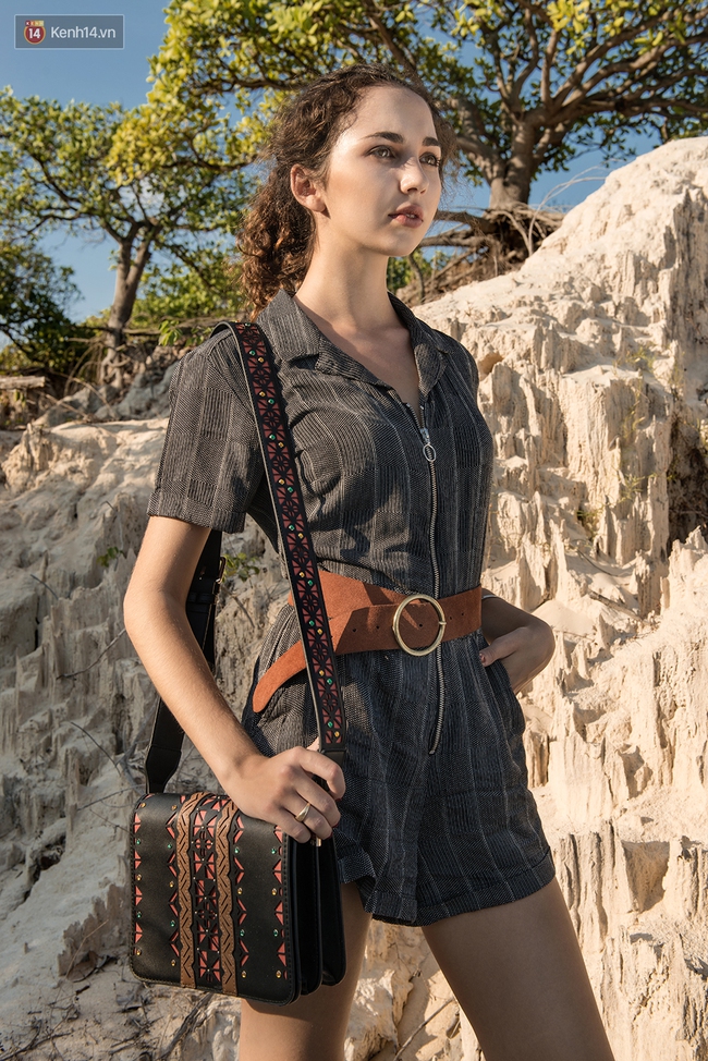 Mặc g&igrave; khi bạn đ&atilde; ch&aacute;n style đơn giản v&agrave; b&aacute;nh b&egrave;o? - Ảnh 2.