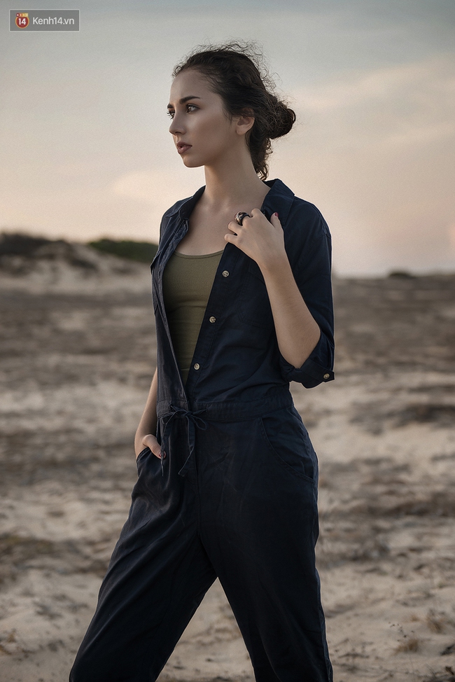 Mặc g&igrave; khi bạn đ&atilde; ch&aacute;n style đơn giản v&agrave; b&aacute;nh b&egrave;o? - Ảnh 10.