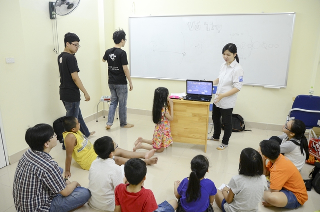 Science Workshop - dự án khoa học lớn nhất của trường Ams - Ảnh 3.