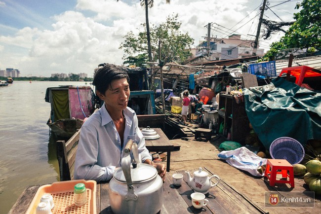 Gia đ&igrave;nh sống l&ecirc;nh đ&ecirc;nh tr&ecirc;n s&ocirc;ng hơn 20 năm - S&agrave;i G&ograve;n c&oacute; những g&oacute;c khuất trần trụi như thế! - Ảnh 8.