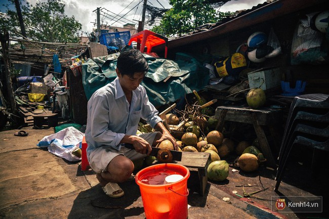 Gia đ&igrave;nh sống l&ecirc;nh đ&ecirc;nh tr&ecirc;n s&ocirc;ng hơn 20 năm - S&agrave;i G&ograve;n c&oacute; những g&oacute;c khuất trần trụi như thế! - Ảnh 6.