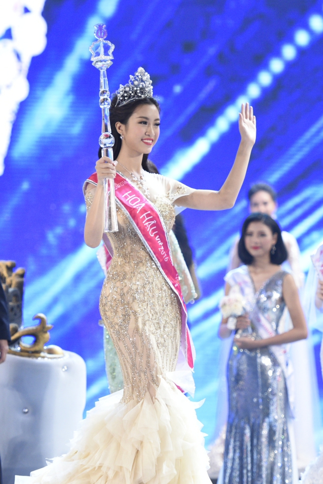 Bạn b&egrave;, thầy gi&aacute;o Ngoại thương n&oacute;i về Hoa hậu Mỹ Linh: Nh&igrave;n th&igrave; chảnh, nhưng lại rất hiền  - Ảnh 1.