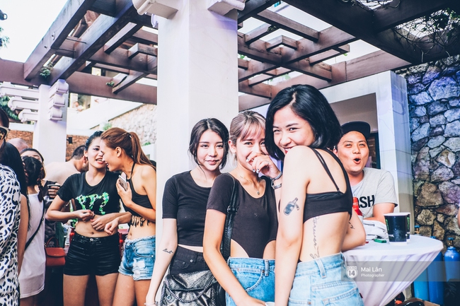 Pool party cuối tuần - Con gái Hà Nội, khi muốn sexy thì cũng sexy hết cỡ! - Ảnh 4.