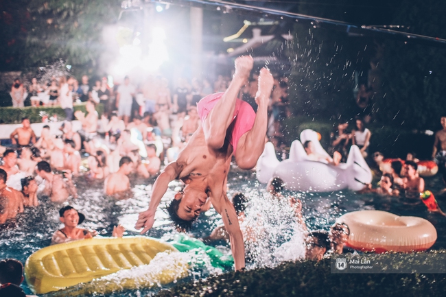 Pool party cuối tuần - Con gái Hà Nội, khi muốn sexy thì cũng sexy hết cỡ! - Ảnh 28.