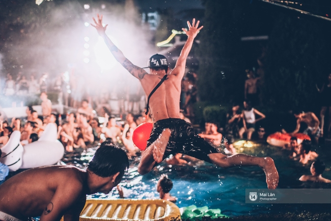 Pool party cuối tuần - Con gái Hà Nội, khi muốn sexy thì cũng sexy hết cỡ! - Ảnh 36.