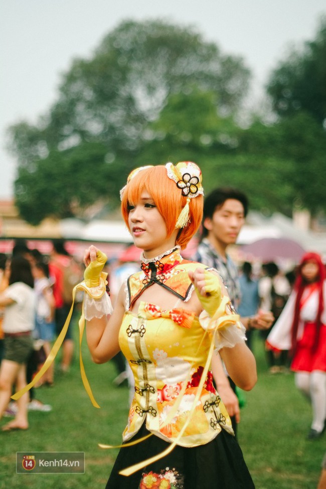 Cuối tuần n&agrave;y, c&aacute;c bạn trẻ H&agrave; Nội lại rủ nhau tới Lễ hội hoa anh đ&agrave;o - Ảnh 5.