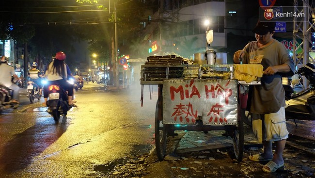 Mía hấp - Món quà vặt thân thương của đất Sài Gòn - Chợ Lớn sắp bị tuyệt chủng - Ảnh 1.