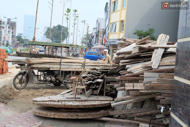 Hà Nội: Đường nghìn tỷ biến thành nơi phơi quần áo, “đại công trường” xây dựng - Ảnh 4.