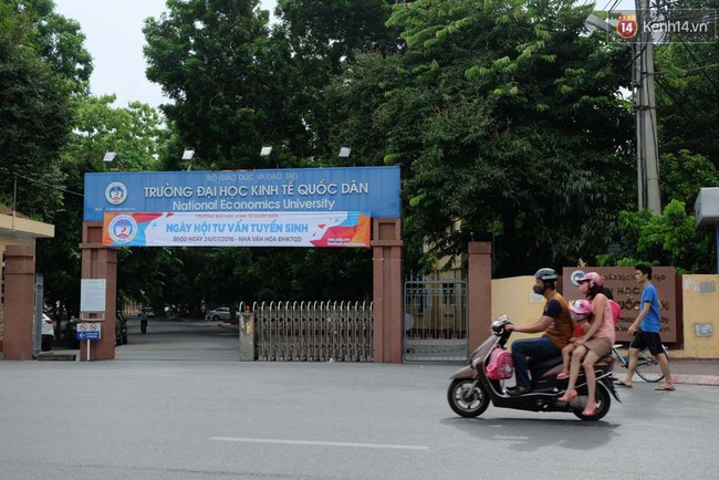 Sinh vi&ecirc;n tiếp tục phản &aacute;nh mức học ph&iacute; cao nhất ở NEU l&agrave; 26 triệu/năm, nh&agrave; trường n&oacute;i g&igrave;? - Ảnh 1.