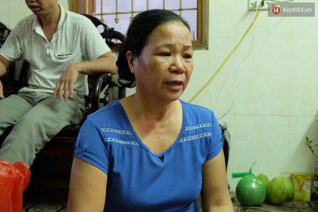 Gia đ&igrave;nh đặt nghi vấn quanh vụ c&ocirc; g&aacute;i trẻ chết trong tư thế treo cổ ở H&agrave; Nội - Ảnh 1.