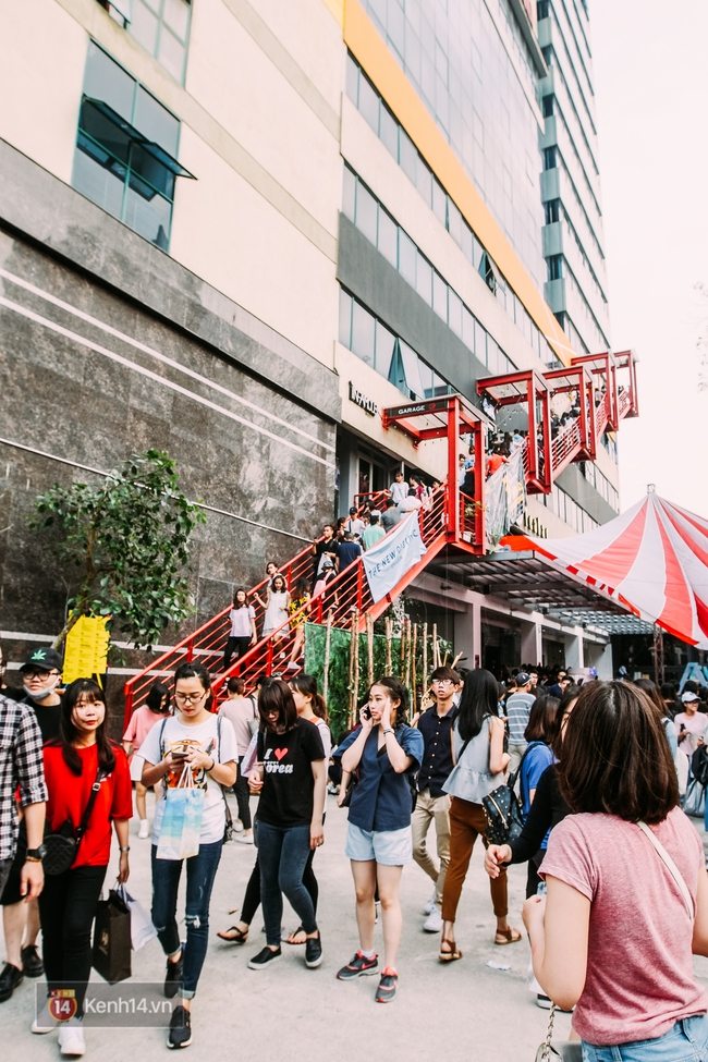 Giới trẻ Hà Nội đã có một ngày quẩy siêu vui ở hội chợ The New District - Ảnh 3.