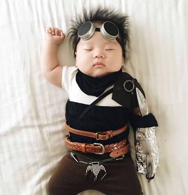Bộ ảnh cosplay cực đáng yêu của em bé ngủ tít thò lò - Ảnh 15.