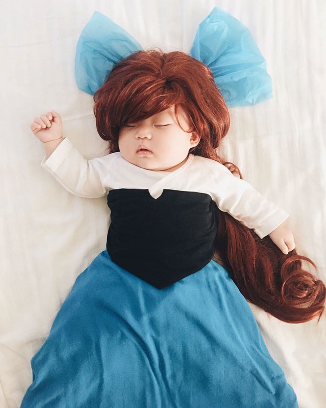 Bộ ảnh cosplay cực đáng yêu của em bé ngủ tít thò lò - Ảnh 14.