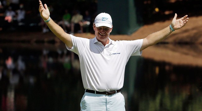 Pha đánh bóng liên hoàn hụt hài hước của golf thủ lão làng Ernie Els  - Ảnh 3.