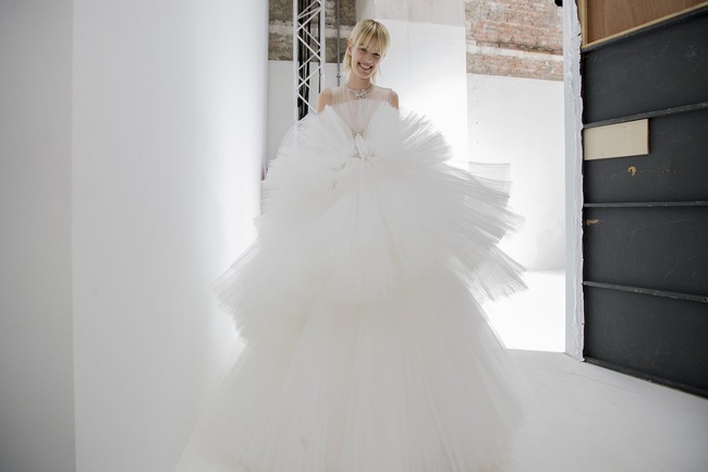 Haute Couture m&ugrave;a n&agrave;y l&agrave; một bữa tiệc thị gi&aacute;c cho đ&ocirc;i mắt của bạn - Ảnh 30.