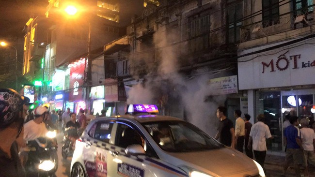 Vừa cháy lớn ở Hàng Bông - Ảnh 5.
