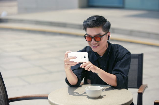 3 lưu &yacute; kh&ocirc;ng được qu&ecirc;n khi chọn điện thoại d&agrave;nh ri&ecirc;ng cho t&iacute;n đồ selfie - Ảnh 2.