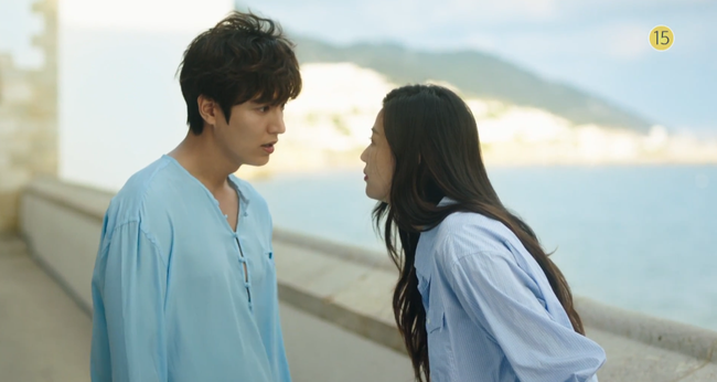 Huyền Thoại Biển Xanh: Jeon Ji Hyun vừa lên cạn đã đảo lộn cuộc đời Lee Min Ho - Ảnh 5.