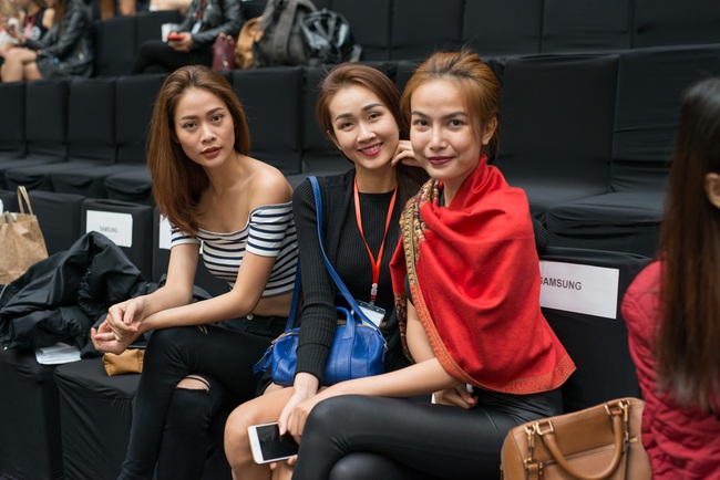 Hoàng Thùy ăn diện cá tính, dàn mẫu nhí cực xinh chuẩn bị cho Vietnam International Fashion Week ngày 3 - Ảnh 5.