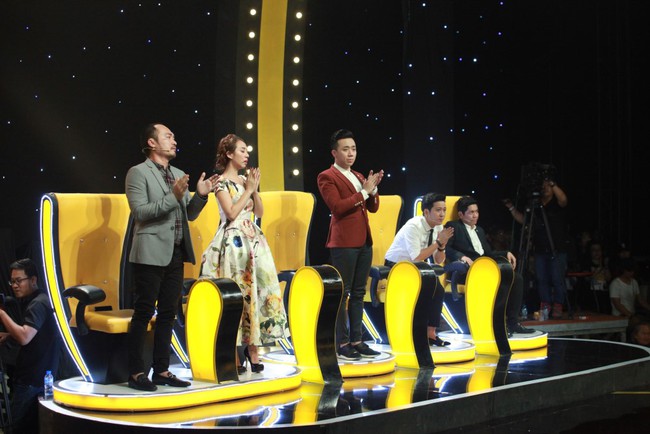 Đấu trường tiếu l&acirc;m: L&ecirc; Giang, Anh Đức, BB Trần &aacute;t hết cả th&iacute; sinh dự thi - Ảnh 1.