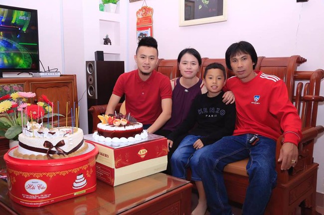 V&otilde; Huy To&agrave;n: Ch&agrave;ng trai m&ecirc; ca h&aacute;t v&agrave; điều l&atilde;ng mạn nhất muốn d&agrave;nh cho mẹ - Ảnh 4.