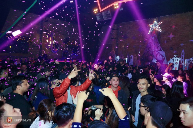 Khán giả Hà Nội bùng nổ cùng DJ Ookay trong nhạc hội EDM cuối năm hoành tráng - Ảnh 8.