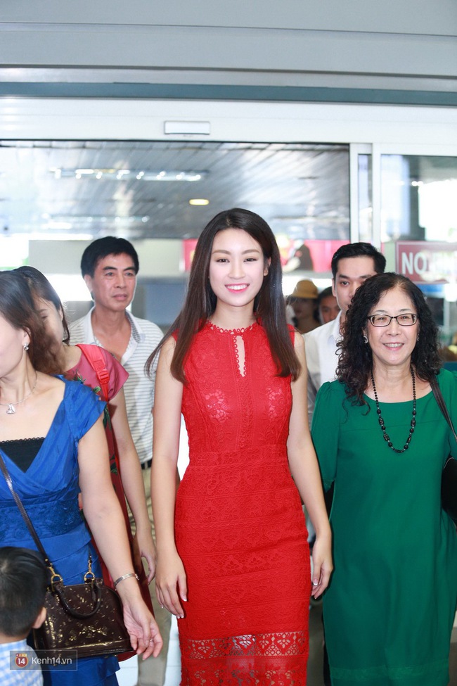 Hoa hậu Đỗ Mỹ Linh trở về Hà Nội, đoàn tụ với gia đình sau một tháng xa nhà - Ảnh 3.