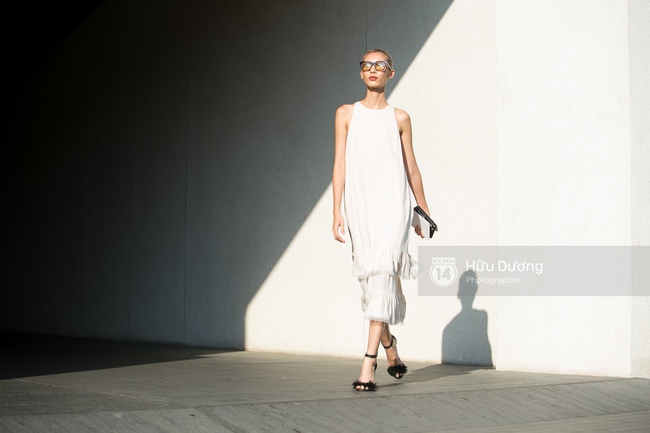 Street style VIFW ngày 3: Trời nóng đến mấy vẫn vô tư diện tầng tầng lớp lớp - Ảnh 13.