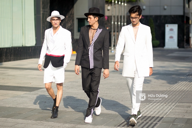 Dàn mỹ nam đổ bộ xuống đường khoe street style đủ màu, đủ kiểu - Ảnh 1.