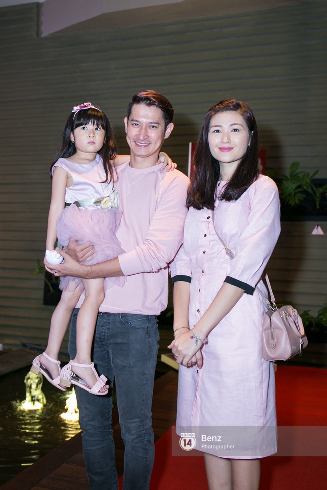 Vợ chồng Đăng Khôi khoe 2 nhóc tì xinh trai, Trang Pháp thon thả với váy ôm sát - Ảnh 6.