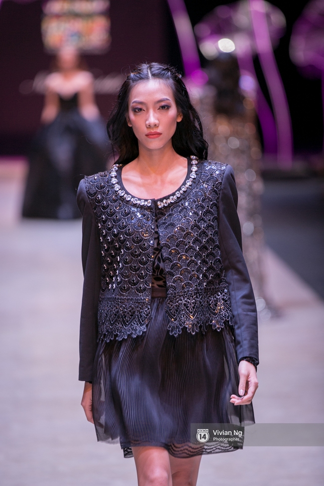 VIFW 2016 ngày 2: Khi mẫu U70, mẫu nhí lẫn bà bầu đổ bộ runway - Ảnh 22.