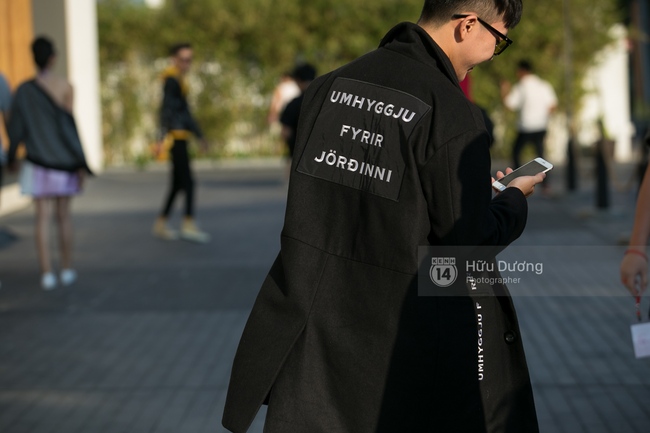 Street style VIFW ngày 3: Trời nóng đến mấy vẫn vô tư diện tầng tầng lớp lớp - Ảnh 20.