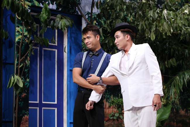&Aacute; hậu Ho&agrave;ng Oanh: Đại gia tặng nhẫn kim cương thua nhẫn của H&agrave; Hồ th&igrave; từ chối - Ảnh 6.