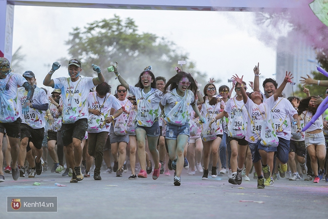 Khó lắm mới có một ngày vui như thế này, La Vie Color Me Run ơi - Ảnh 3.