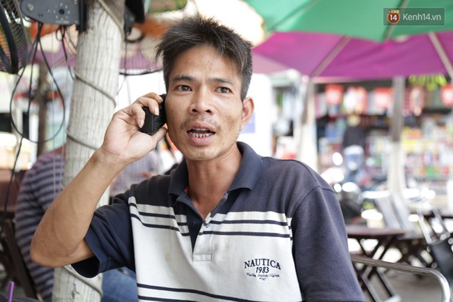 Người cha quỳ lạy ngo&agrave;i đường để mong t&igrave;m được con trai mất t&iacute;ch 2 th&aacute;ng nay - Ảnh 4.
