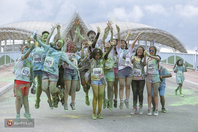 Khó lắm mới có một ngày vui như thế này, La Vie Color Me Run ơi - Ảnh 4.