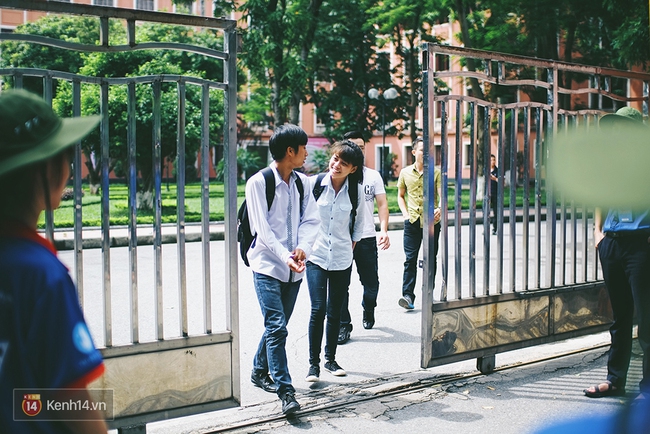 Ng&agrave;y thi thứ 3 với m&ocirc;n Địa l&yacute;: Nhiều th&iacute; sinh ra sớm - Ảnh 17.