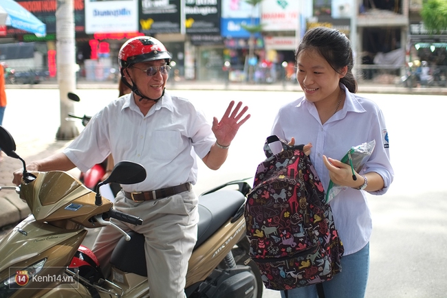 Thí sinh tự tin hoàn thành đề Hóa, chính thức kết thúc ngày thi thứ 3 - Ảnh 11.