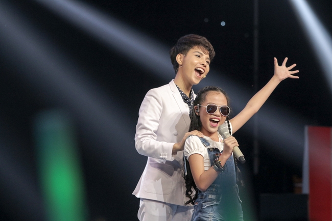 The Voice Kids: Noo Phước Thịnh rơi nước mắt khi nghe hot boy nhí hát về mẹ - Ảnh 23.