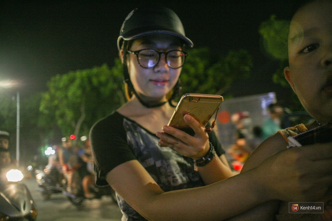 Mới mở cửa ở Việt Nam 1 ngày, người người nhà nhà đã rủ nhau bắt Pokémon GO ở khắp nơi rồi đây này! - Ảnh 6.