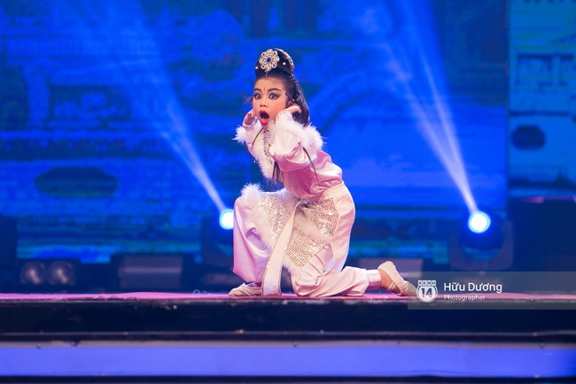 Got Talent: Trấn Thành hết bị hù bỏ chạy, lại bị lừa trên sóng trực tiếp - Ảnh 24.