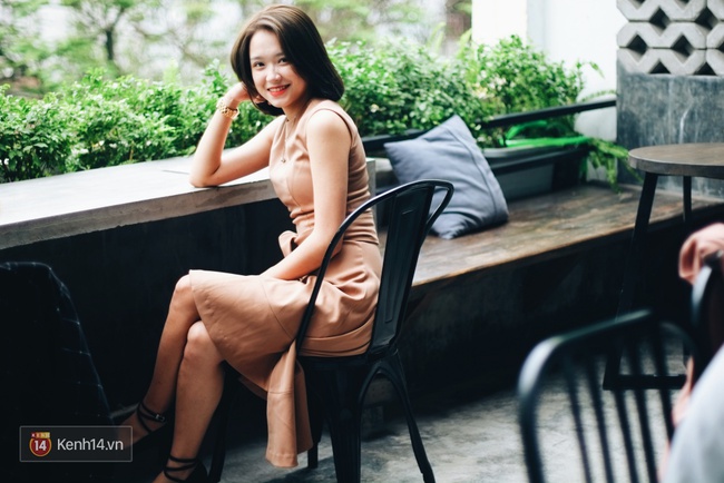 Từng g&acirc;y b&atilde;o nhờ nụ cười nh&aacute;y mắt si&ecirc;u đ&aacute;ng y&ecirc;u v&agrave; giờ c&ocirc; bạn n&agrave;y l&agrave; &Aacute; kh&ocirc;i của trường B&aacute;o - Ảnh 7.