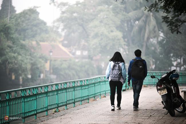 Ch&ugrave;m ảnh: Lặng ngắm H&agrave; Nội trong những ng&agrave;y m&ugrave; sương - Ảnh 6.
