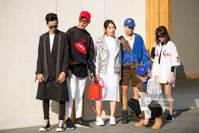 Street style ng&agrave;y cuối của VIFW: mặc đẹp cũng phải c&oacute; hội c&oacute; phường - Ảnh 45.