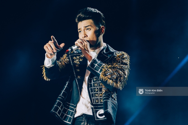 Năm 2016, Vpop đ&atilde; c&oacute; rất nhiều liveshow ấn tượng như thế n&agrave;y! - Ảnh 2.